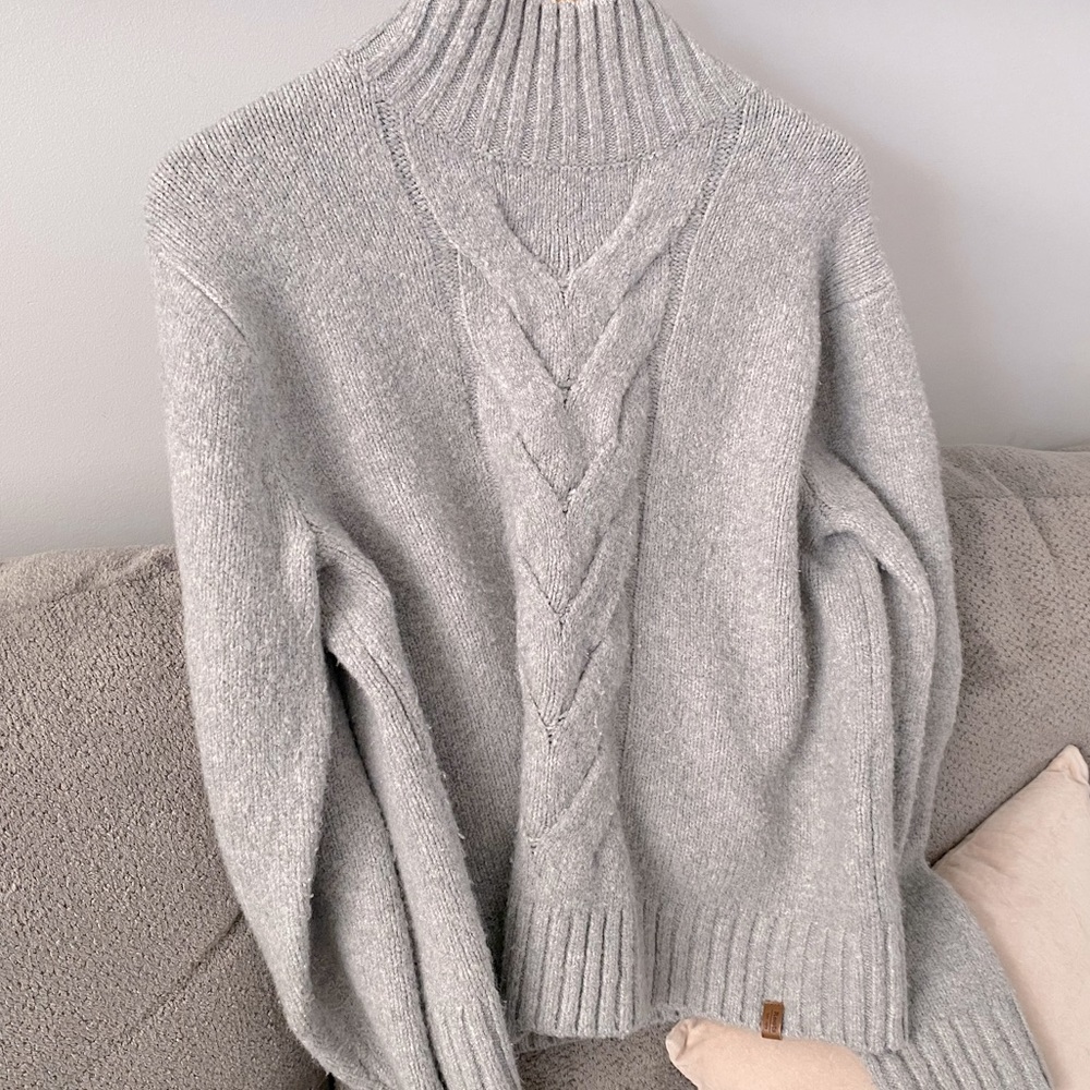 Roots Turtleneck
